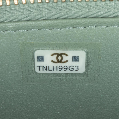 Chanel Mini Iridescent Lambskin Vanity Case with Chain (SHG-2sIpMm)