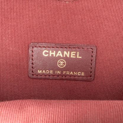 Chanel Mini Lambskin CC in Love Heart Crossbody (SHG-7YuAtF)