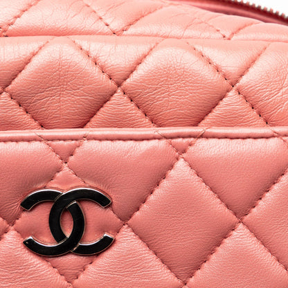 Chanel Mini Lambskin Camera Case (SHG-J1pjLT)