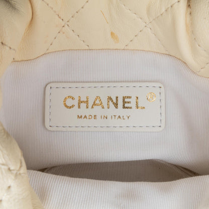 Chanel Mini Quilted Lambskin About Pearls Drawstring Bucket Bag (SHG-KIu1EB)