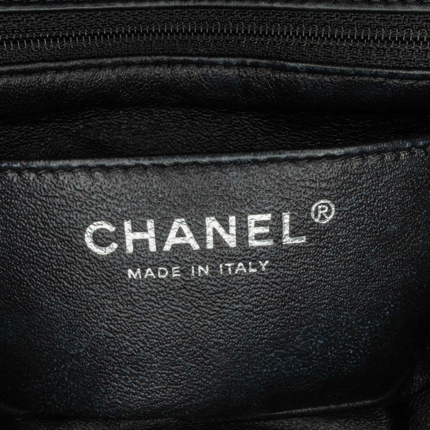 Chanel Mini Rectangular Classic Chevron Patent Single Flap (SHG-3MlT53)