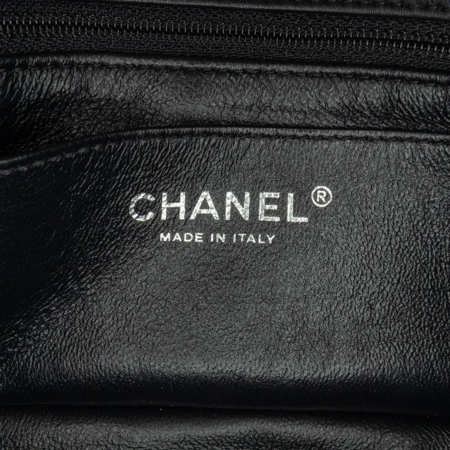 Chanel Mini Rectangular Classic Patent Single Flap (SHG-0ku6lp)