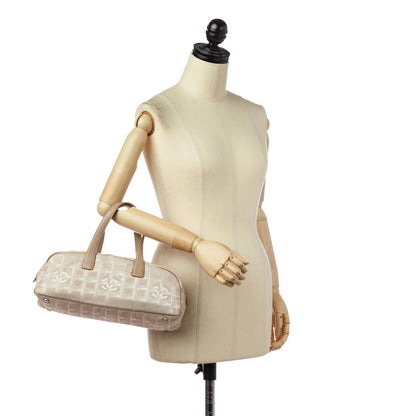Chanel New Travel Line Canvas Handbag (SHG-30128)