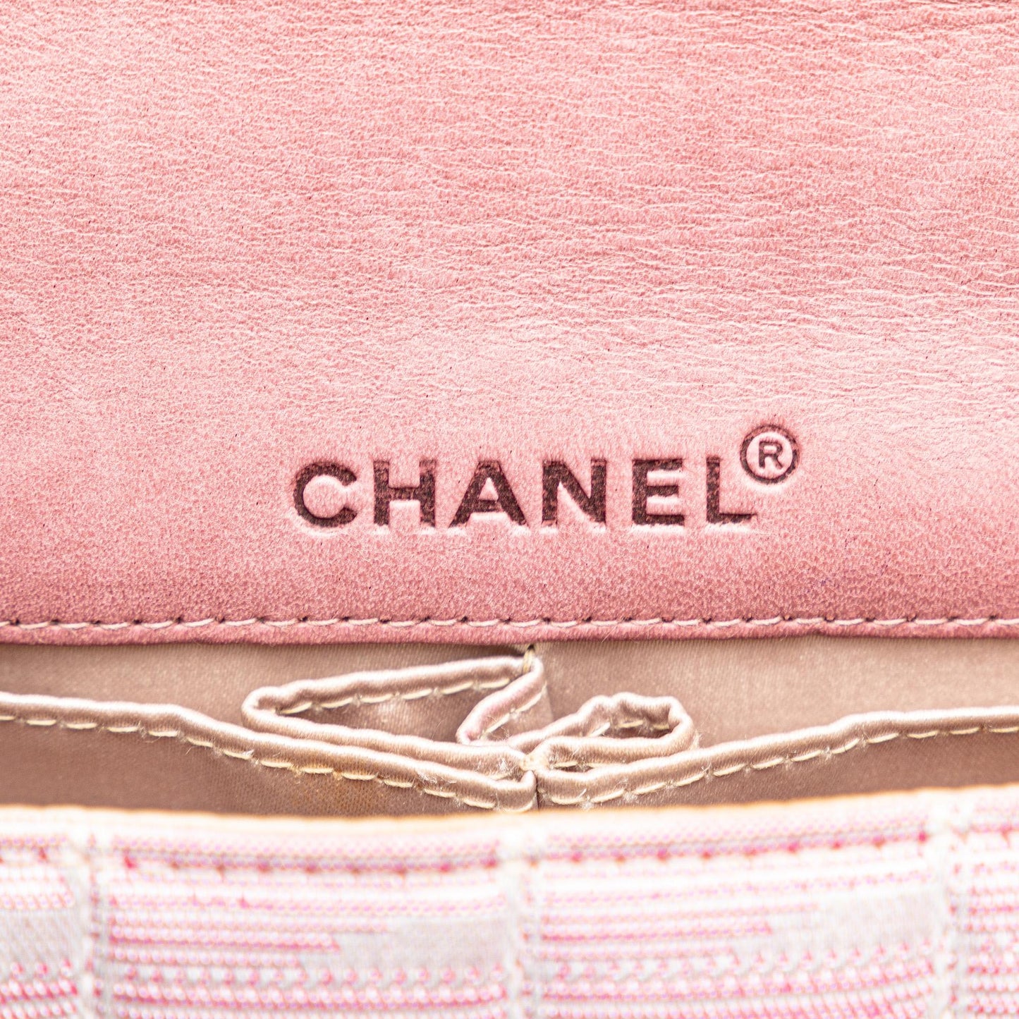 Chanel New Travel Line East West Flap (SHG-yieZTj)