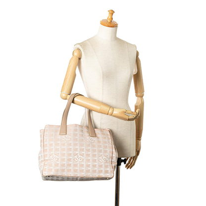 Chanel New Travel Line Tote (SHG-EGuO8A)