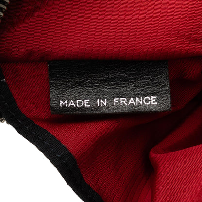 Chanel Old Travel Line Pouch (SHG-pKvZqJ)