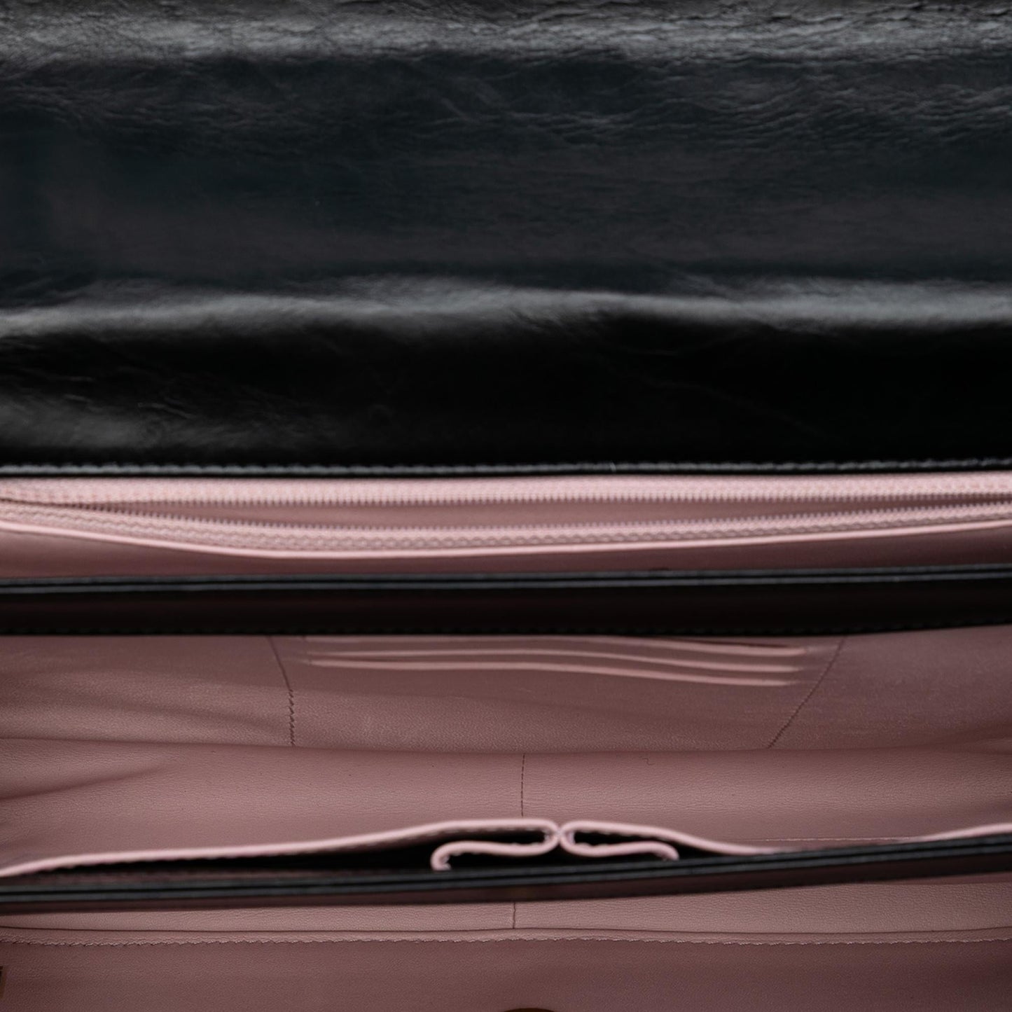 Chanel Paris Cosmopolite Aged Calfskin Straight Lined Flap