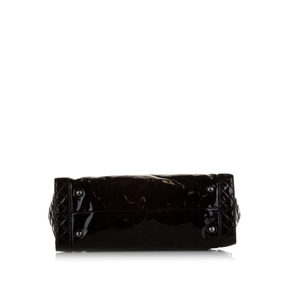 Chanel Patent Boy Reverso Shopping Tote (SHG-hSjbqX)