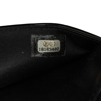 Chanel Patent Camellia Wallet On Chain (SHG-jbYGWh)