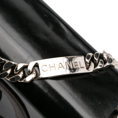 Chanel Patent Flap Handbag (SHG-YxQaRJ)