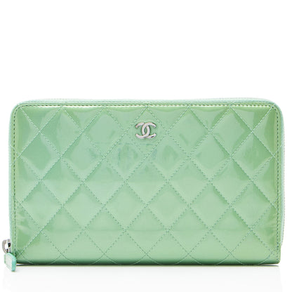 Chanel Patent Leather CC Organizer Wallet
