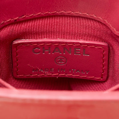 Chanel Patent Leather CC Phone Holder Crossbody (SHF-8mTe1i)