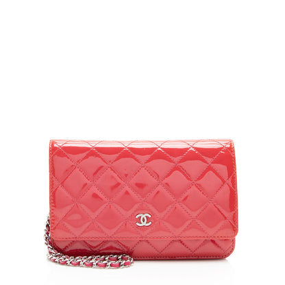 Chanel Patent Leather Classic Wallet on Chain (SHF-13OxMa)