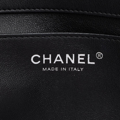 Chanel Patent Leather Flap Clutch on Chain (SHF-9c9WQx)