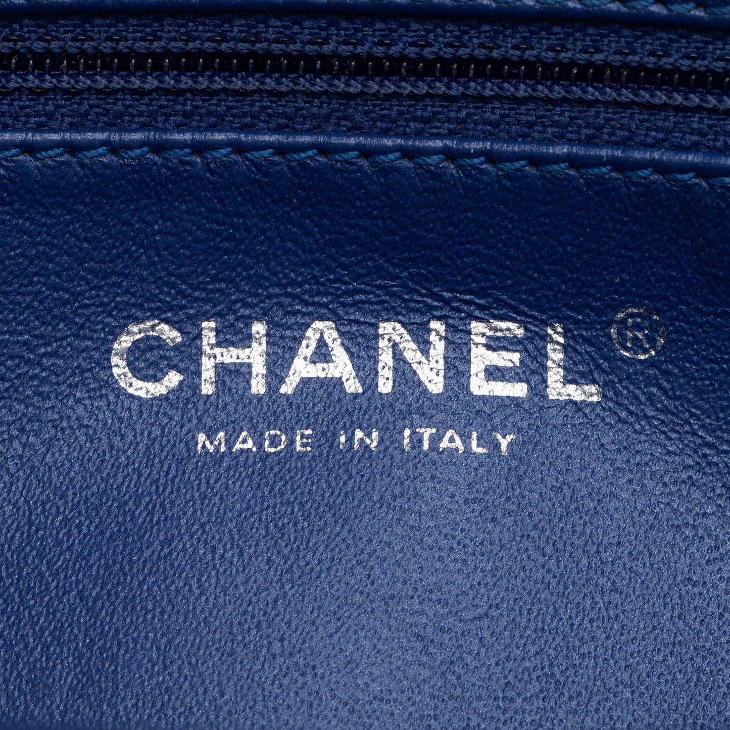 Chanel Patent Leather Timeless Clutch (SHF-UYzBin)