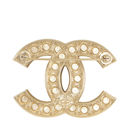 Chanel Pearl CC Brooch (SHF-KY02qw)