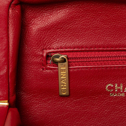 Chanel Perforated Bow Frame Handbag (SHG-EWnif8)