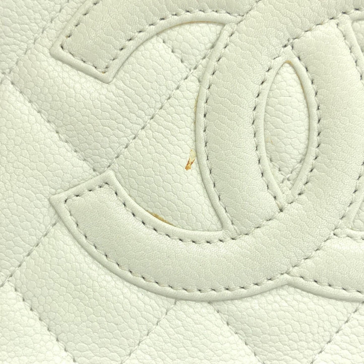 Chanel Petite Caviar Timeless Shopping Tote (SHG-roTbc1)