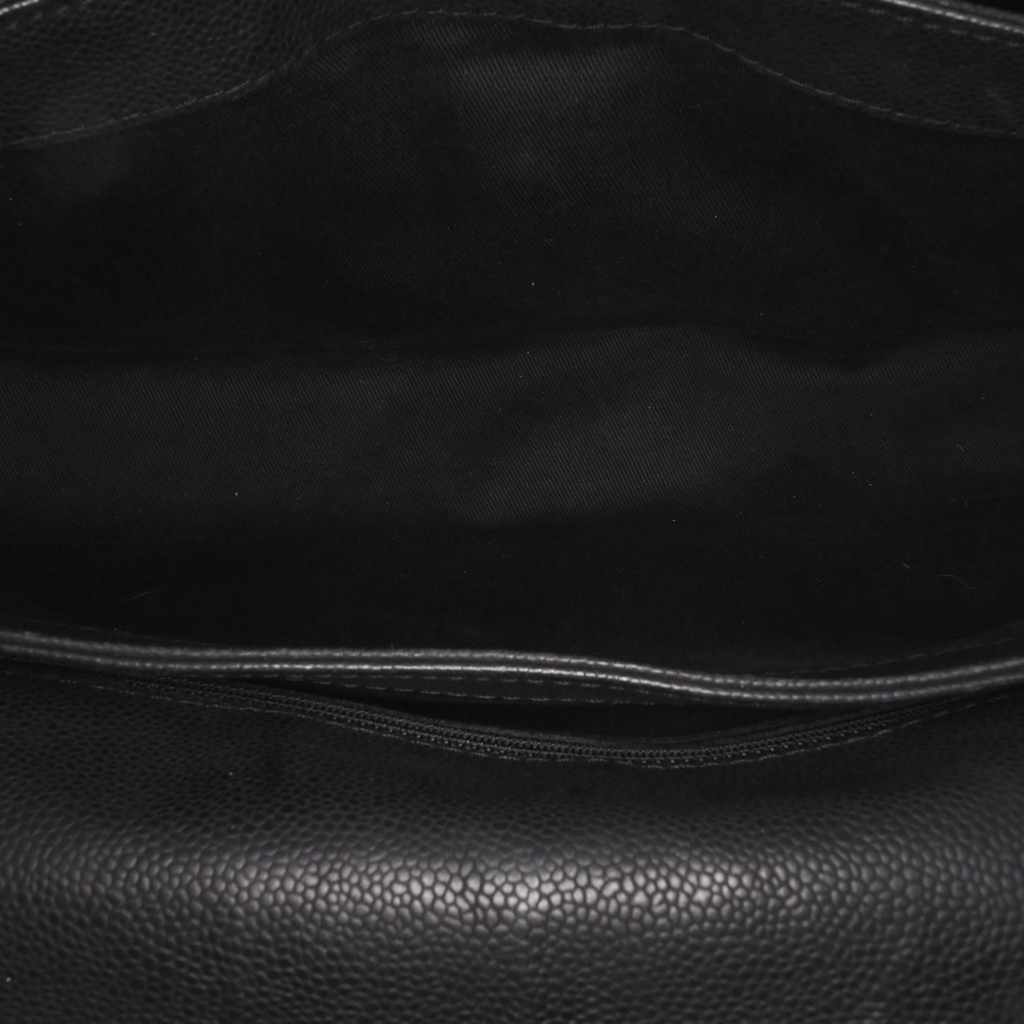 Chanel Quilted Iridescent Caviar Lady Pearly Flap