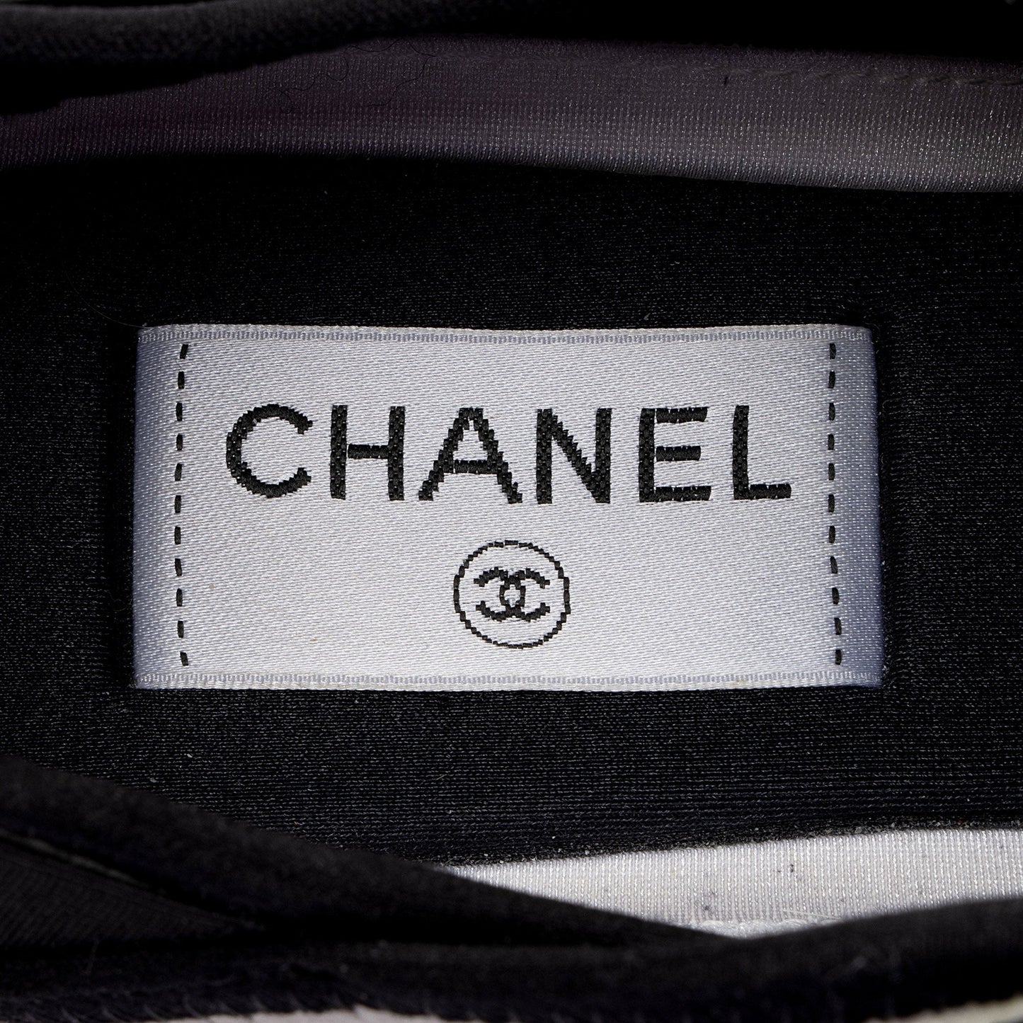 Chanel Suede Mesh CC Cap Toe Sneakers - Size 8 / 38 (SHF-MkFGm8)