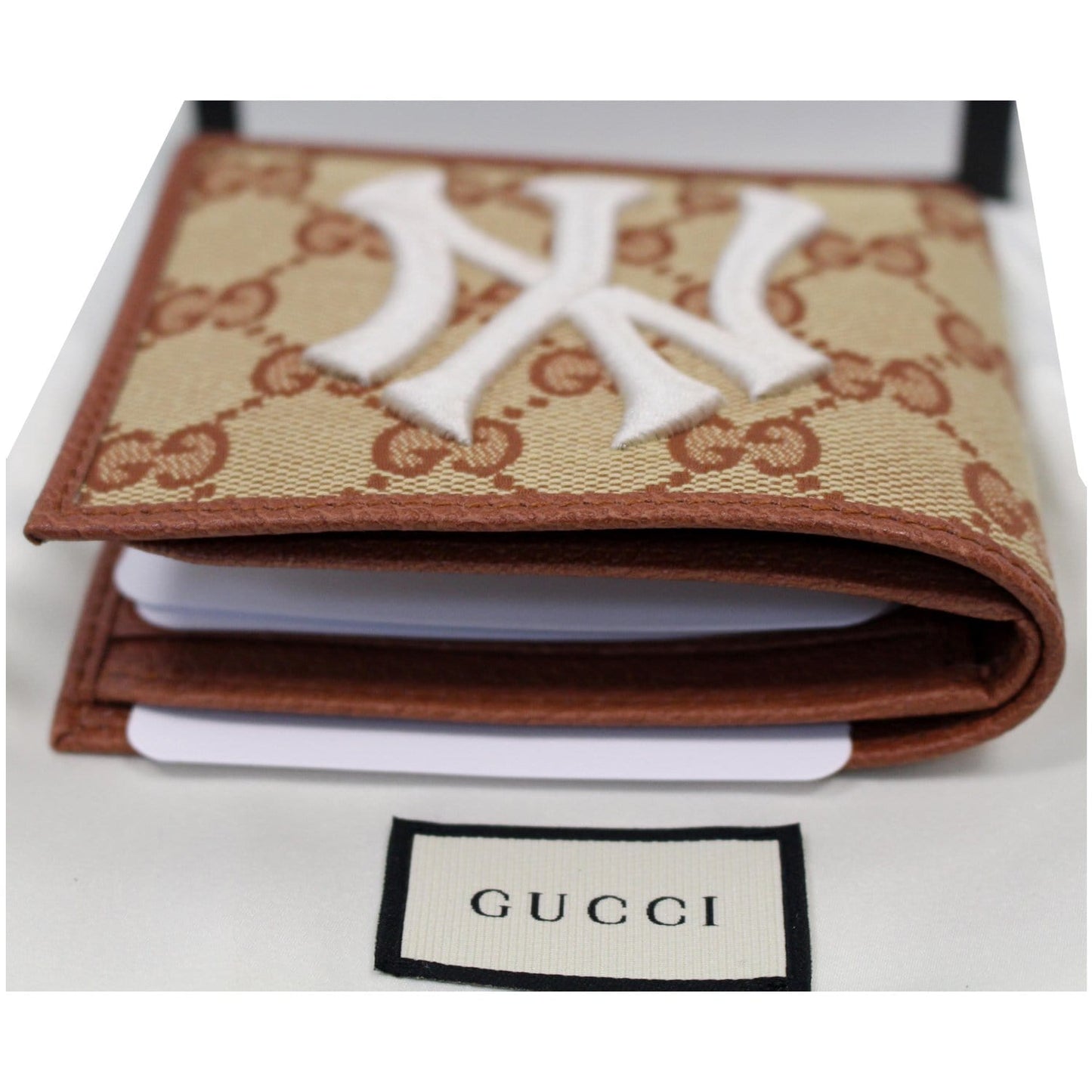 GUCCI NY New York Yankees Patch GG Canvas Bifold Wallet Brown 547787
