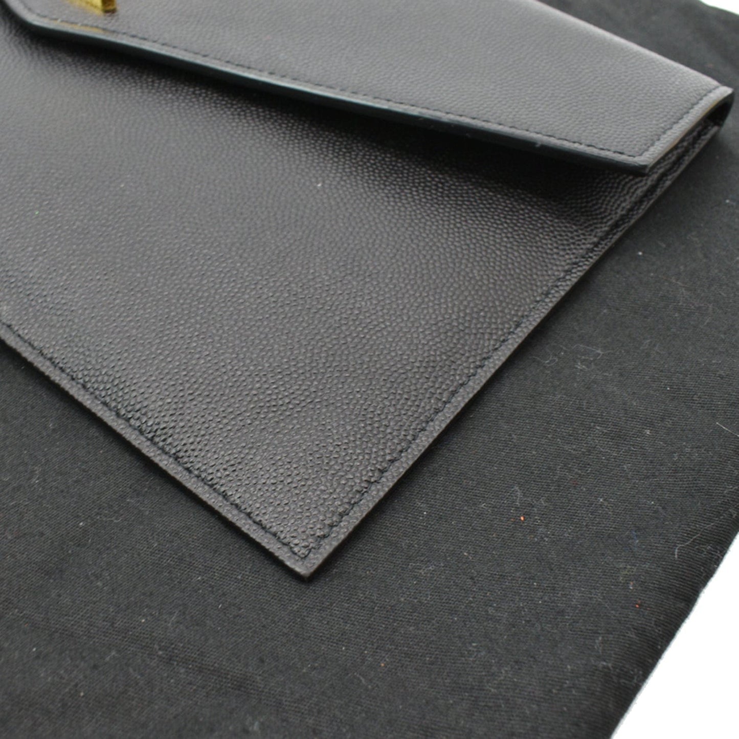 YVES SAINT LAURENT Uptown Envelope Grain De Poudre Leather Clutch Black