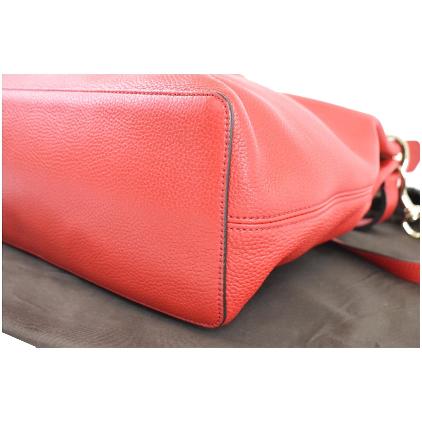 GUCCI Soho Large Pebbled Leather Hobo Shoulder Bag Red 536194