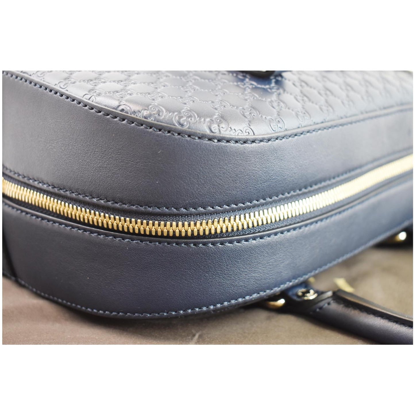 GUCCI Microguccissima Small Leather Crossbody Bag Navy Blue 510286