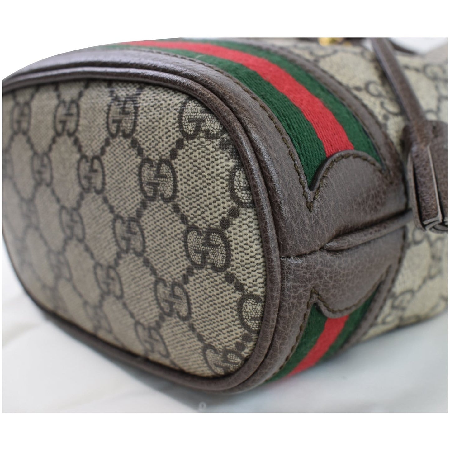 GUCCI Ophidia Mini GG Supreme Bucket Bag Beige/Ebony 550620