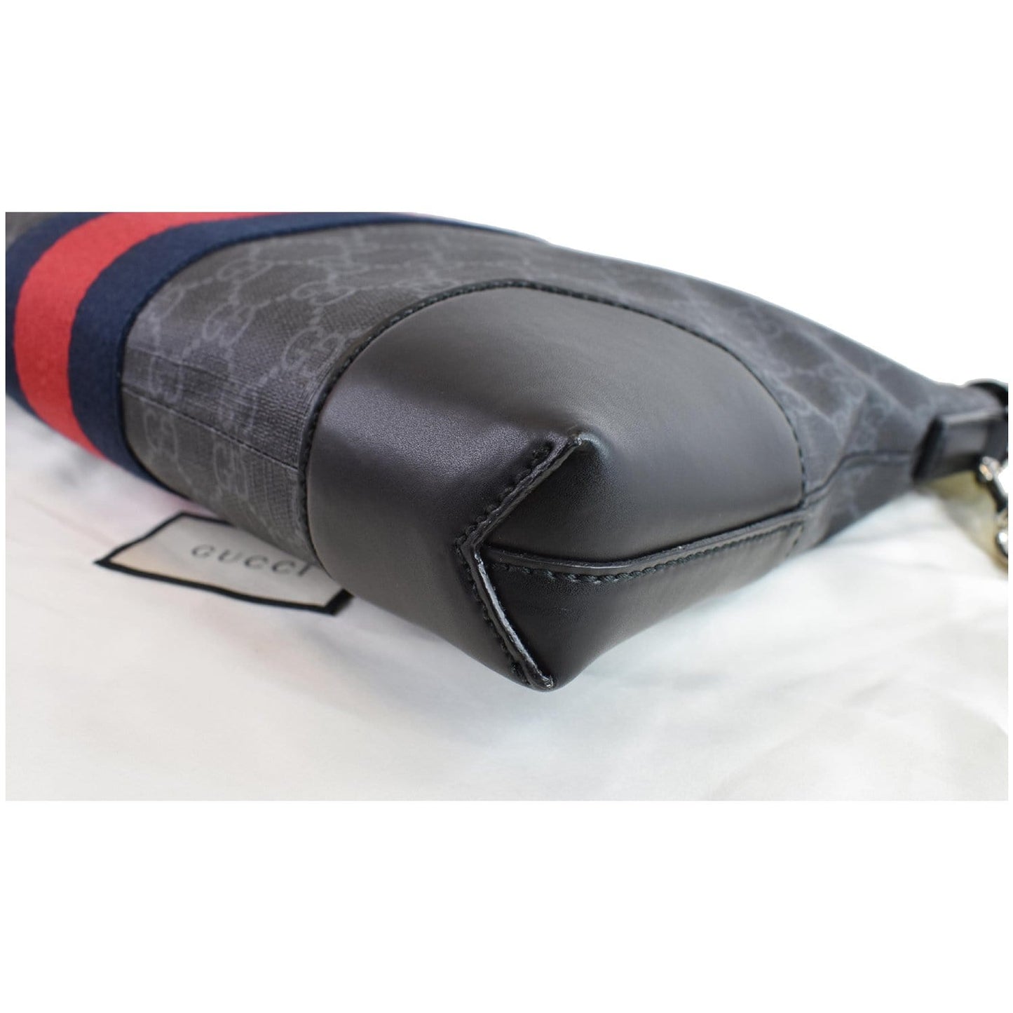 GUCCI GG Supreme Web Messenger Bag Black 474139