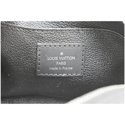 LOUIS VUITTON Epi Leather Pochette Cosmetic Pouch Black