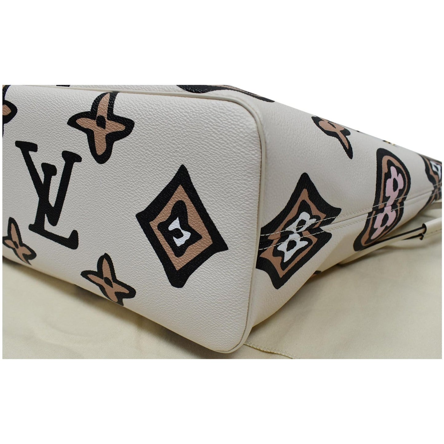 Louis Vuitton Neverfull MM Wild At Heart Monogram Canvas Tote Bag Cream