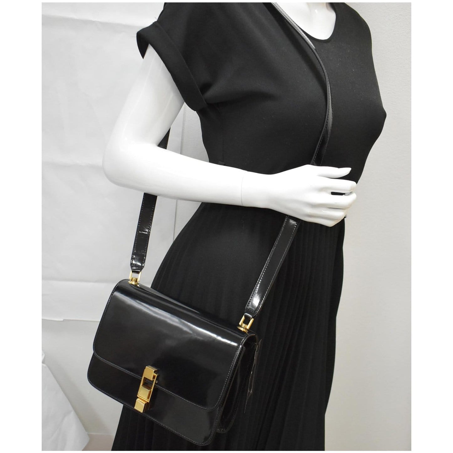 YVES SAINT LAURENT Le Carre Patent Leather Shoulder Bag Black - Final Sale