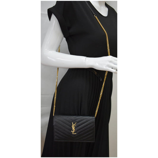 YVES SAINT LAURENT Envelope Chevron Grain De Poudre Envelope Chain Wallet Black