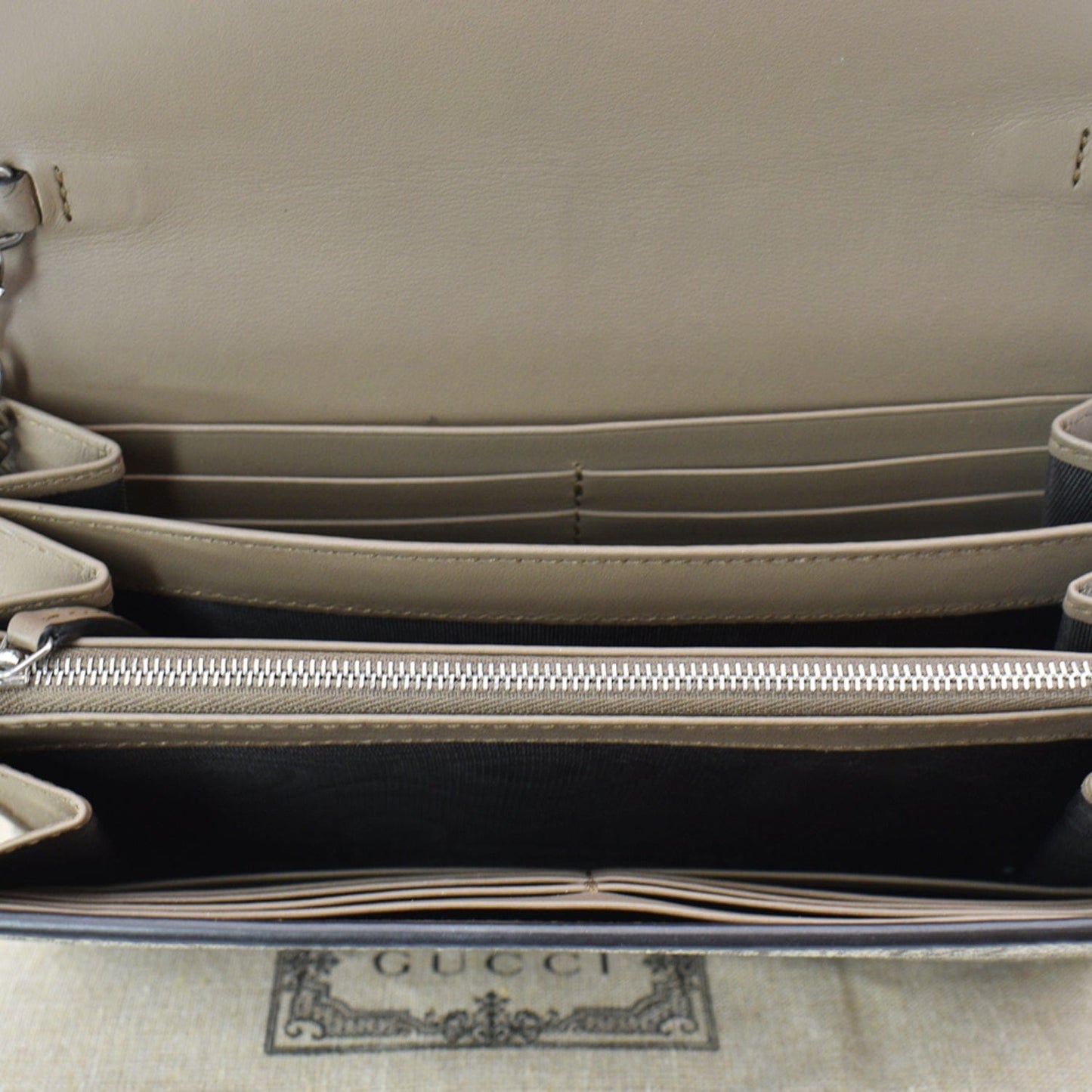 GUCCI Dionysus GG Supreme Crossbody Chain Wallet Beige 401231