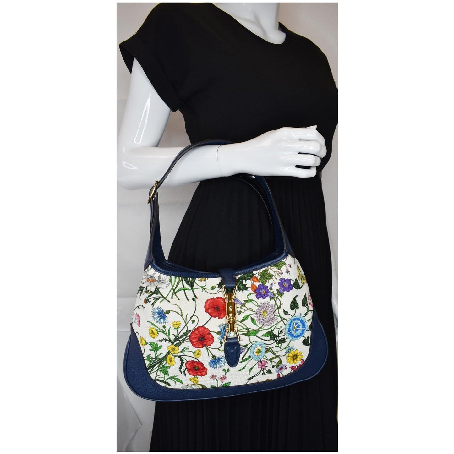 GUCCI Flora Jackie Medium Canvas Hobo Bag Blue 550152 - Last Call