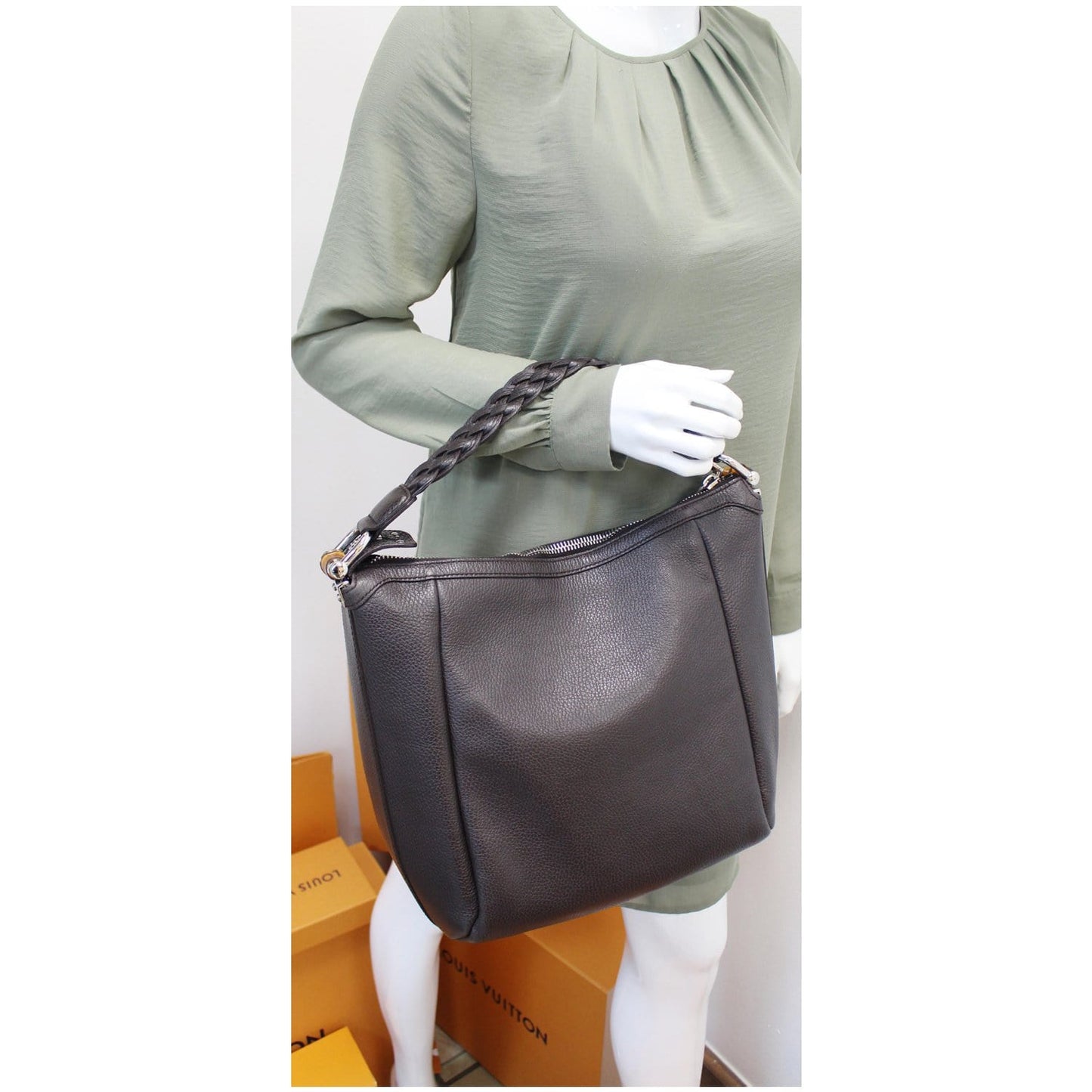 GUCCI Bamboo Bar Grained Calfskin Hobo Bag Dark Brown 336655