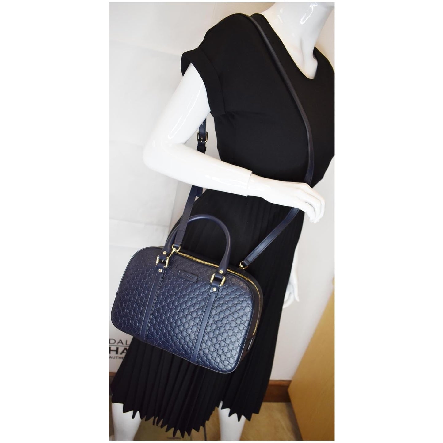 GUCCI Microguccissima Small Leather Crossbody Bag Navy Blue 510286