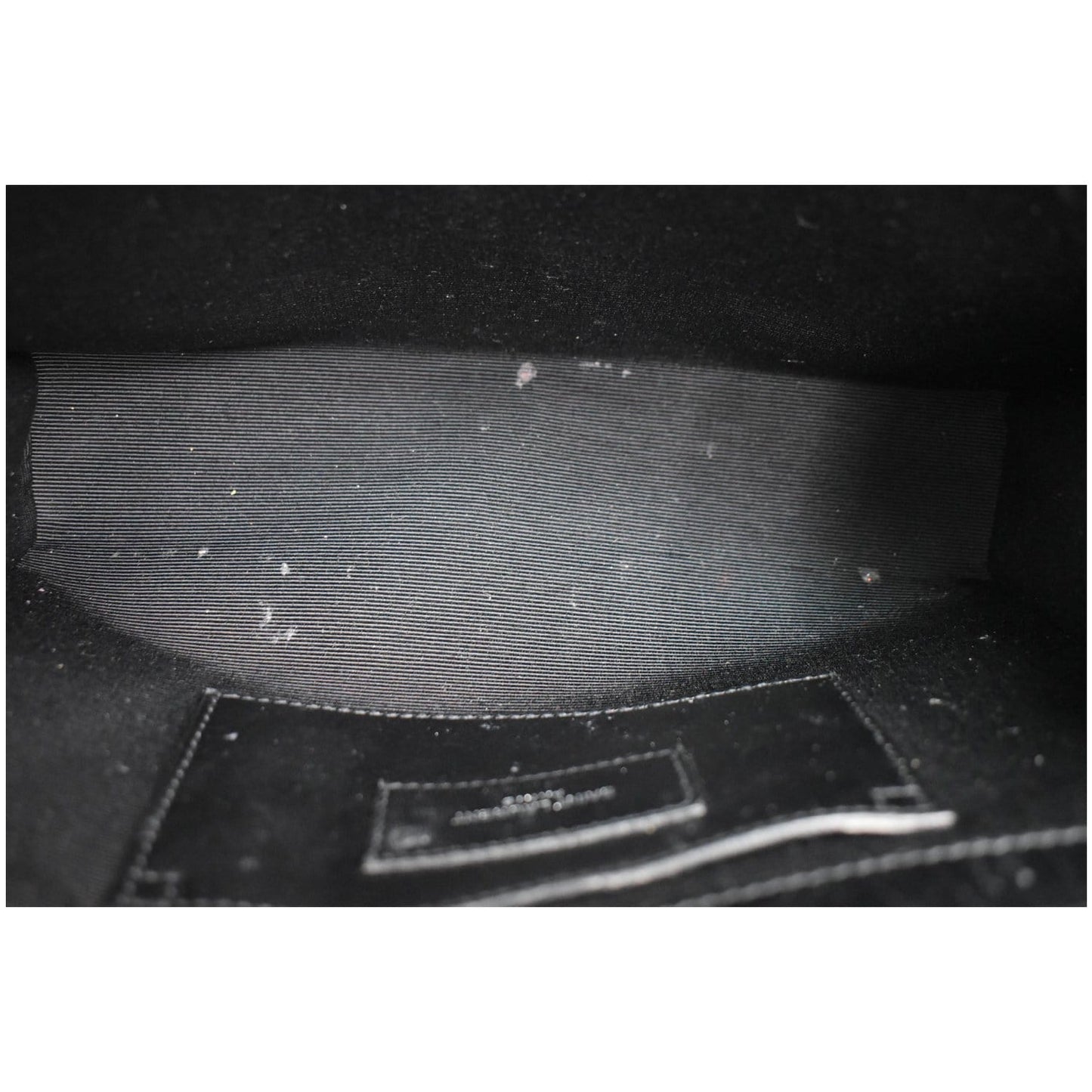 YVES SAINT LAURENT WOC Crocodile-Embossed Shoulder Bag Black  - Hot Deals