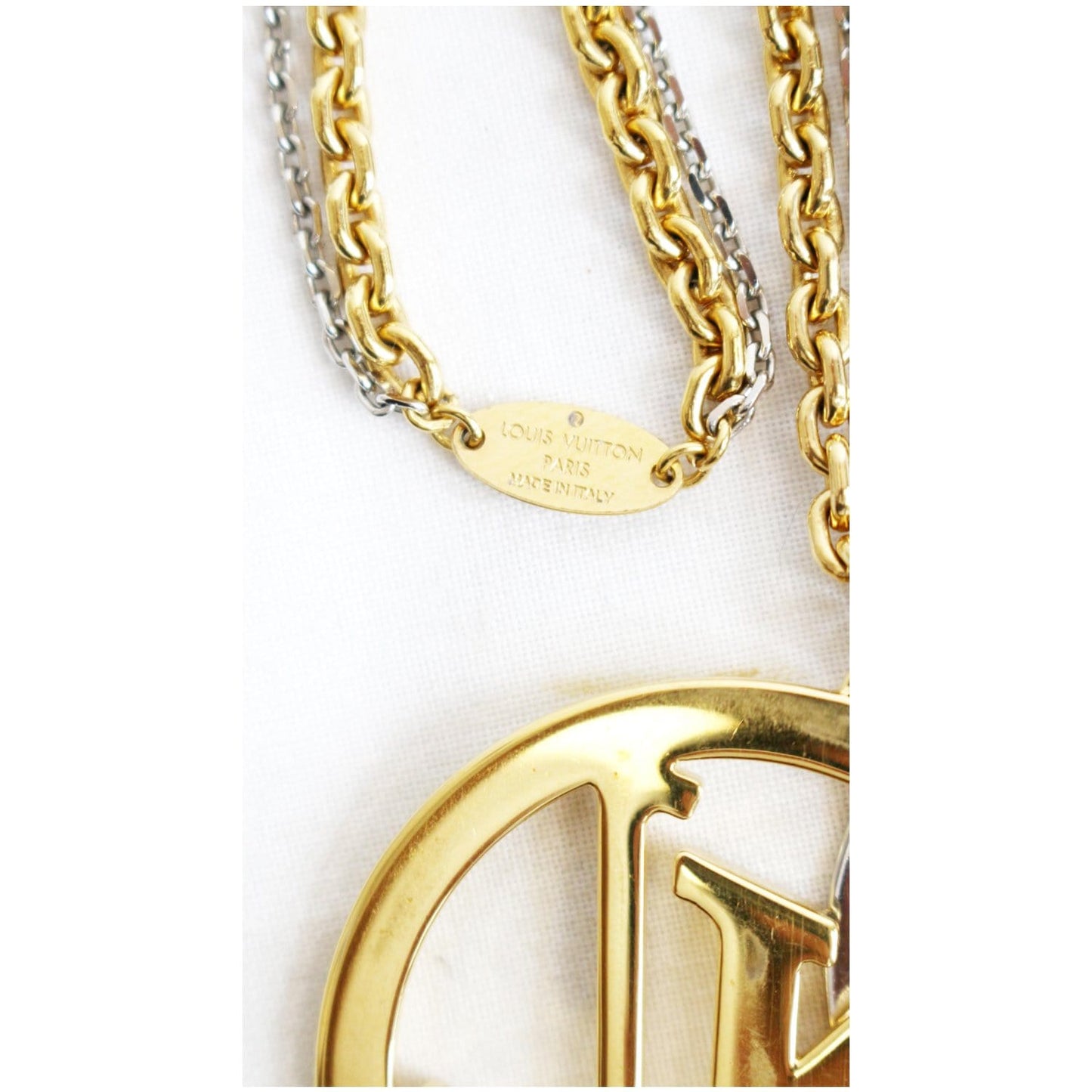 LOUIS VUITTON Louise Long Necklace Gold M64281