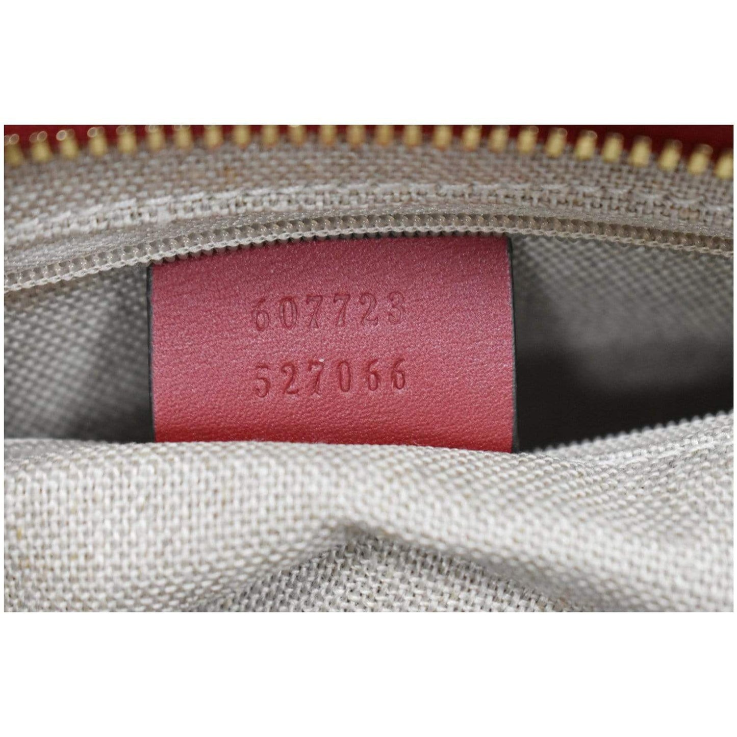 GUCCI Flat Microguccissima Leather Crossbody Wallet Red 607723 - 10% OFF