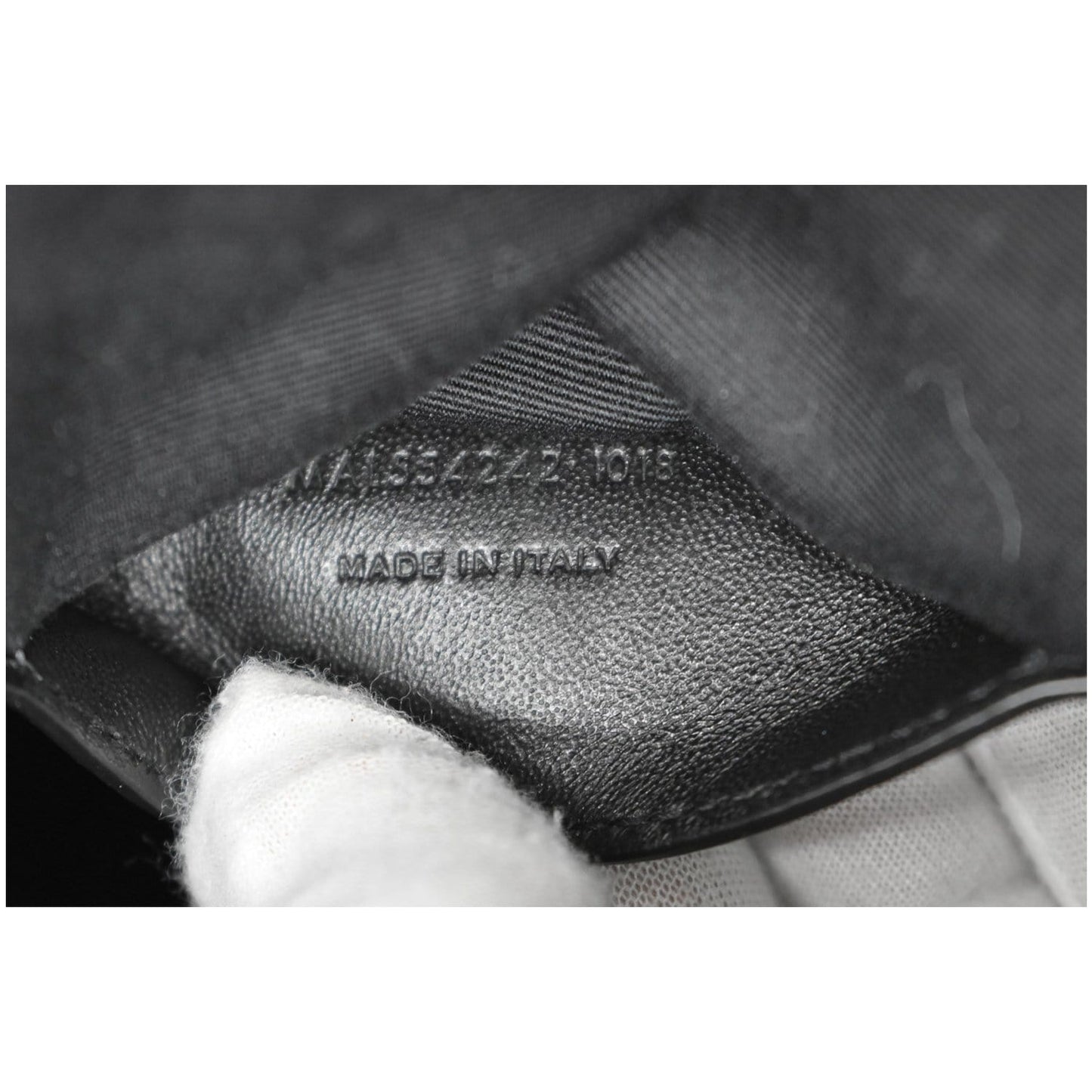 YVES SAINT LAURENT Talitha Medium Leather Bucket Crossbody Bag White