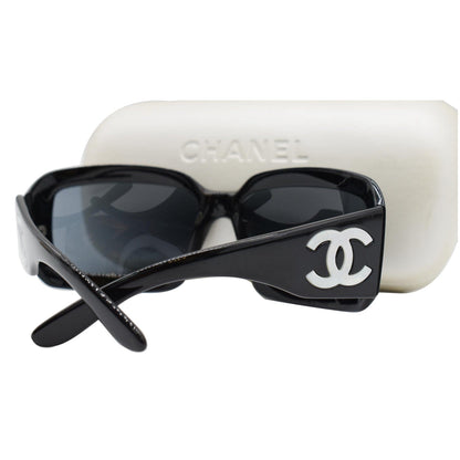 CHANEL Mother of Pearl 5076H Black Sunglasses Gray Lens