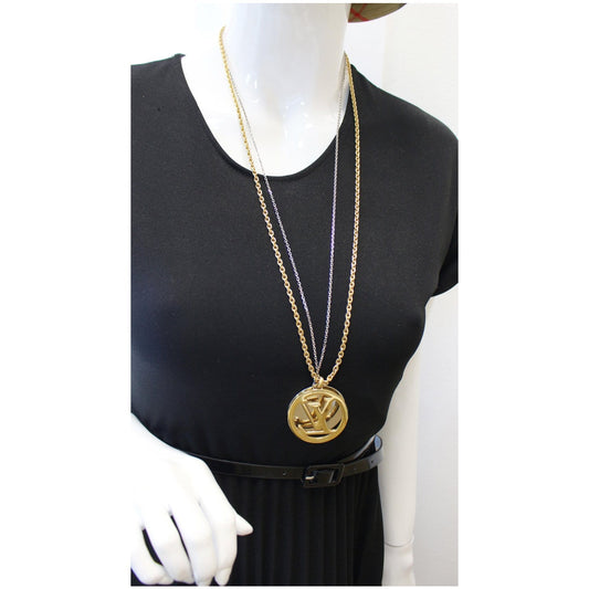 LOUIS VUITTON Louise Long Necklace Gold M64281