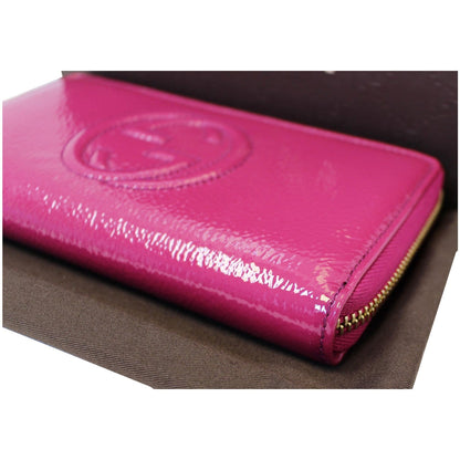 GUCCI Soho Interlocking G Leather Zip Around Wallet Fuchsia