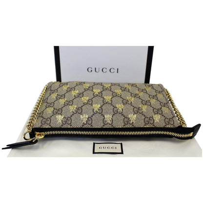 GUCCI Linea Bee GG Supreme Wristlet Handbag Beige/Gold