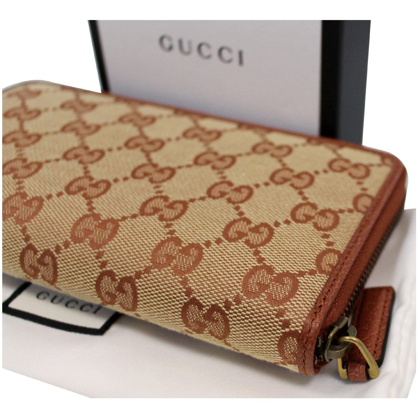 GUCCI Zip Around NY New York Yankees Patch Wallet Brown 547791 - Last Call