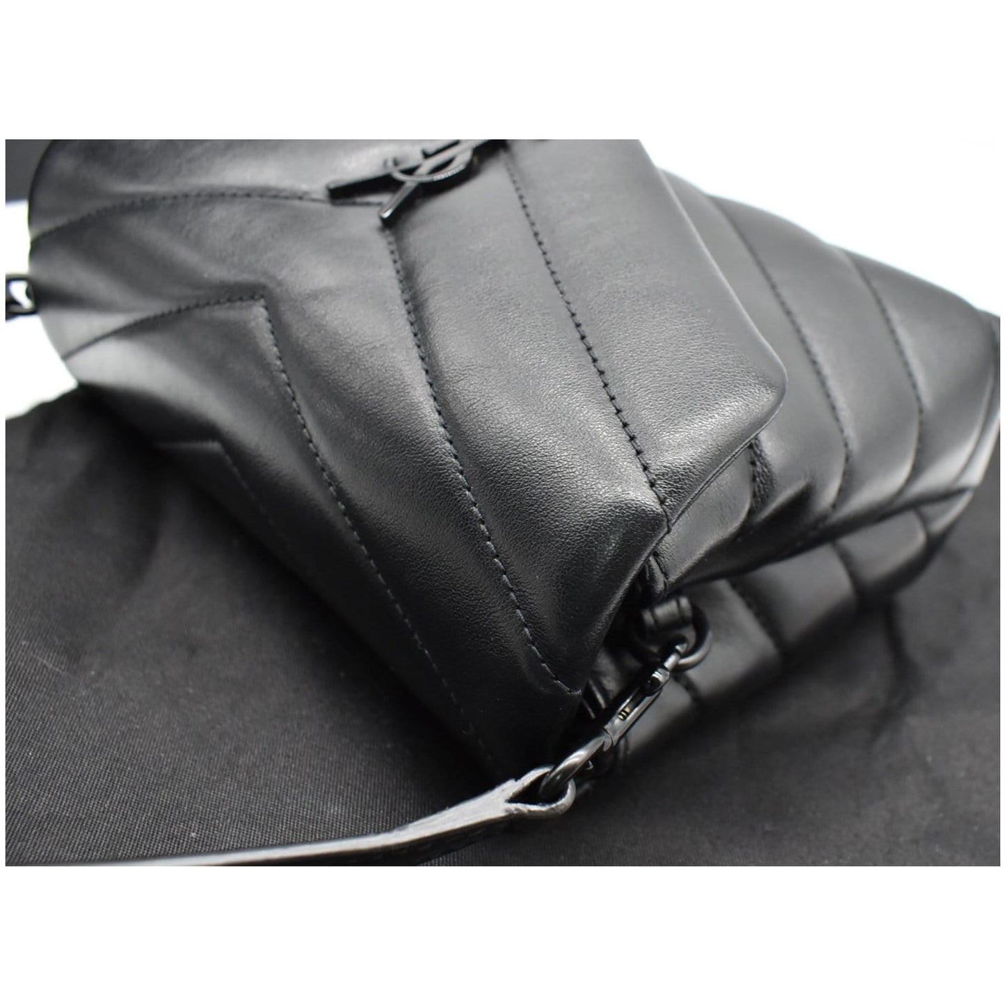 YVES SAINT LAURENT Loulou Toy Matelasse Leather Crossbody Bag Black