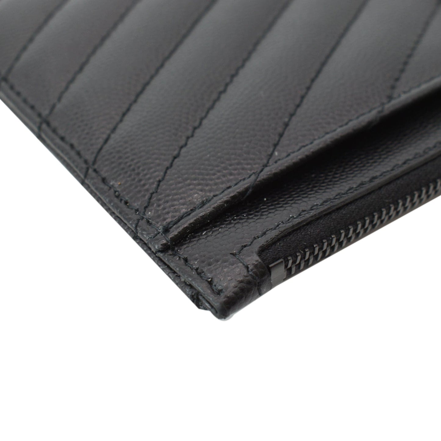 YVES SAINT LAURENT Matelasse Bill Grain De Poudre Zip Pouch Black