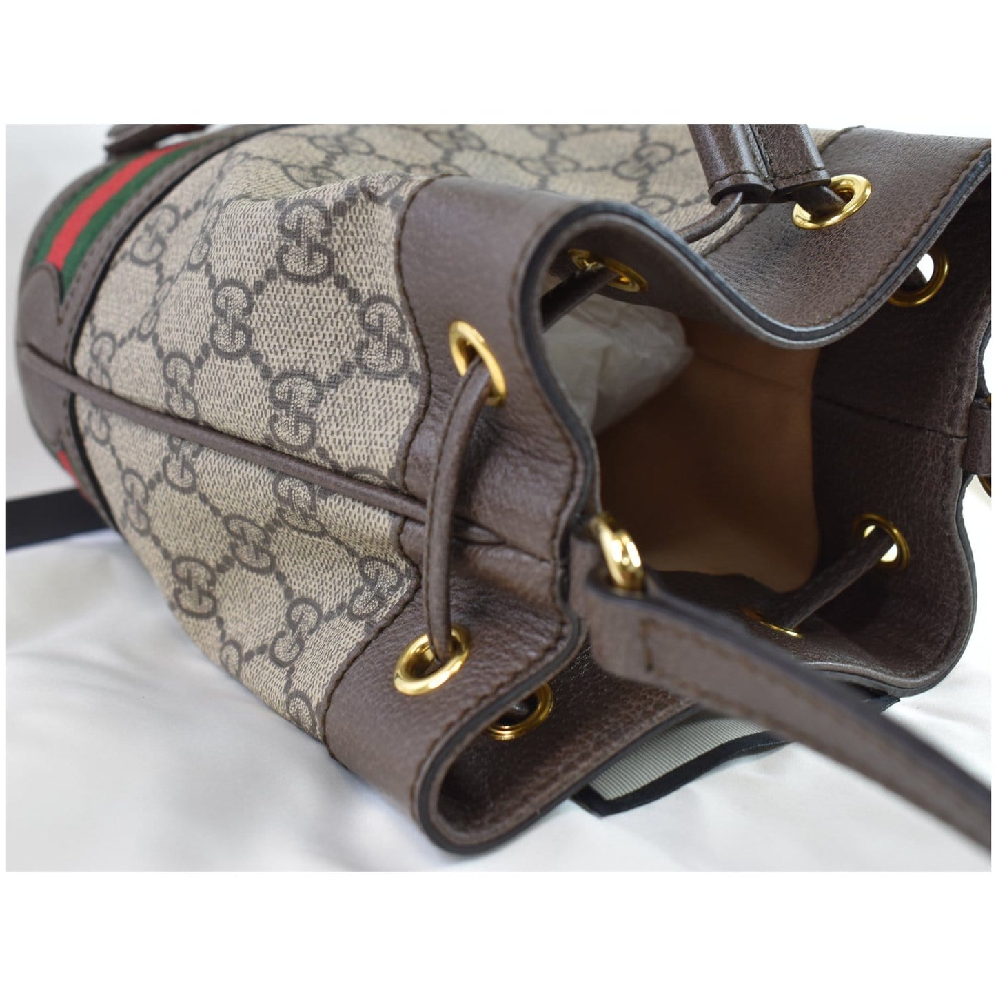 GUCCI Ophidia Mini GG Supreme Bucket Bag Beige/Ebony 550620
